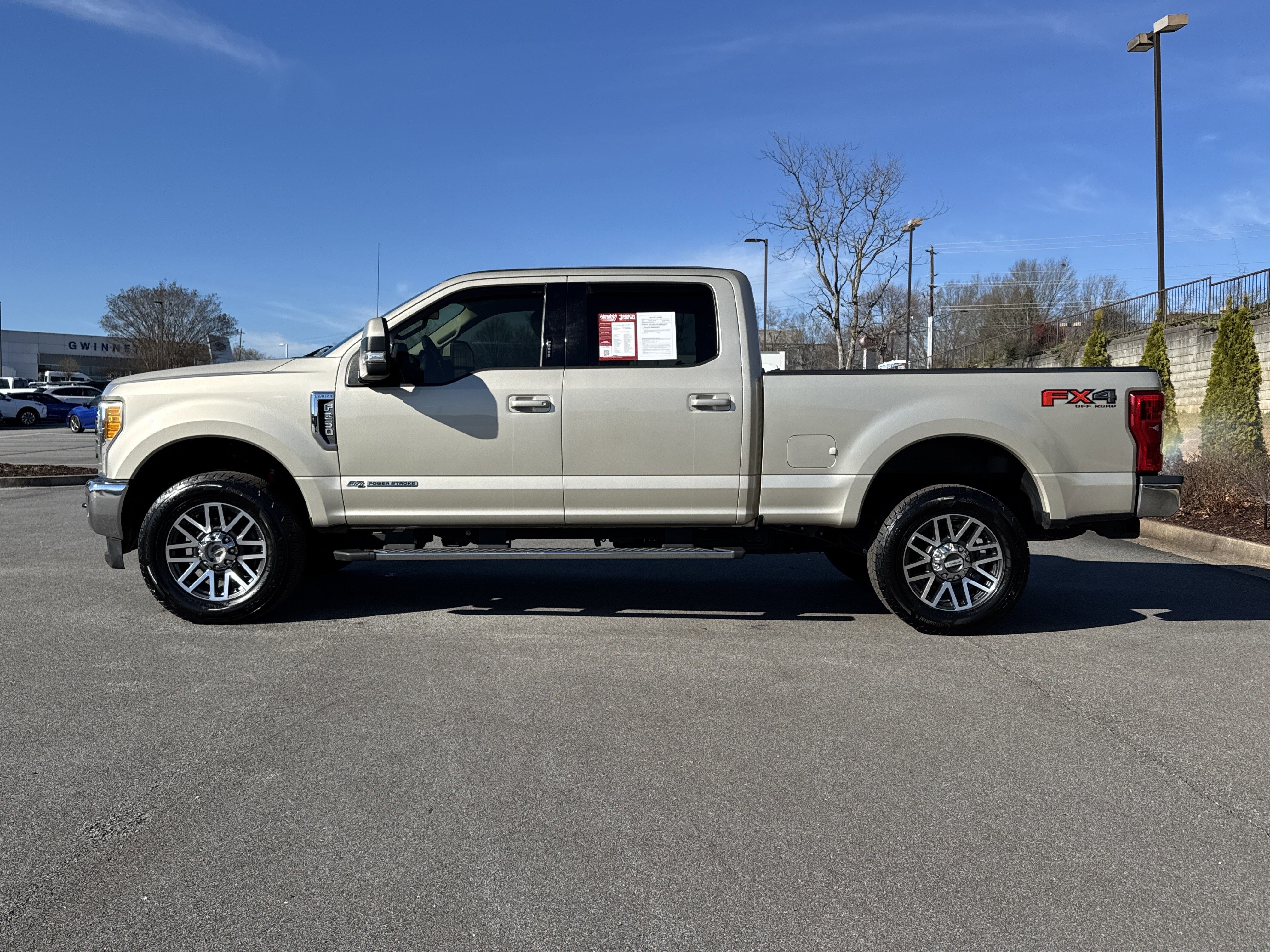 Used 2017 Ford F250 Lariat w/ FX4 Off-Road Package image 7