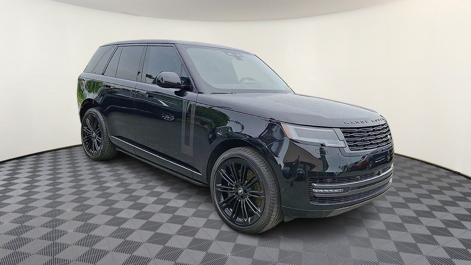 Certified 2025 Land Rover Range Rover SE AWD/4WD image 2