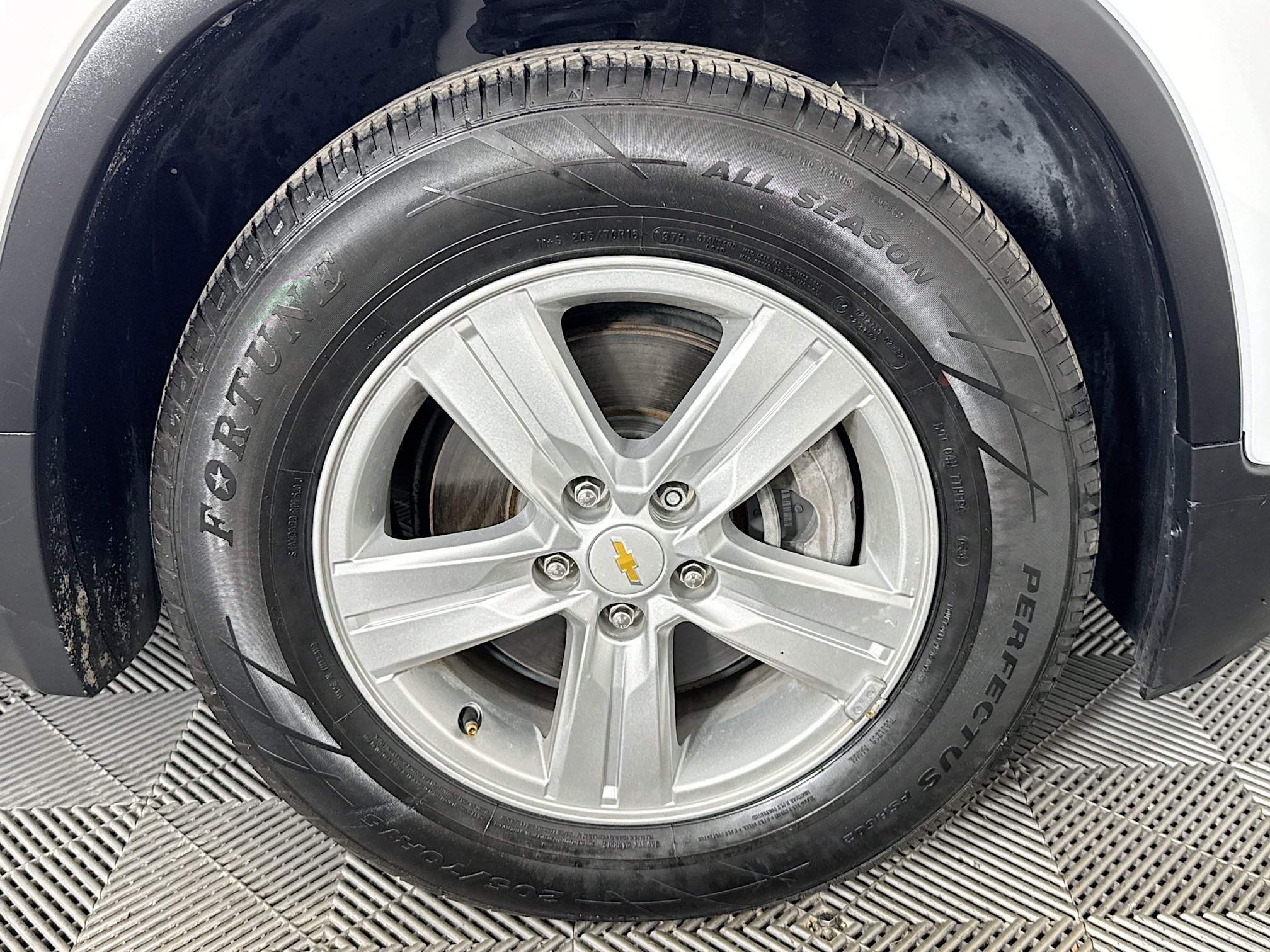 Used 2020 Chevrolet Trax LS FWD image 28