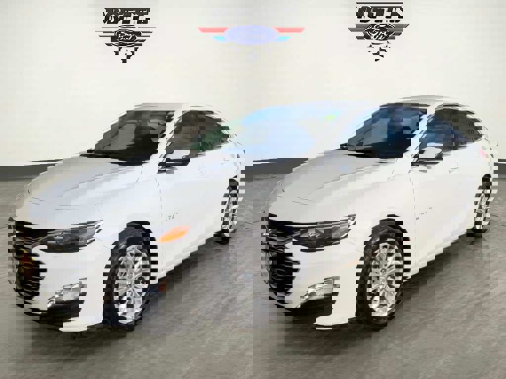 Used 2024 Chevrolet Malibu LT image 1