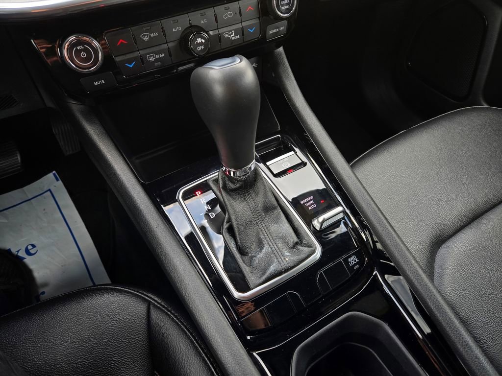 Used 2024 Jeep Compass Limited image 24