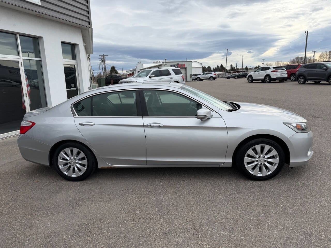 Used 2014 Honda Accord EX image 6