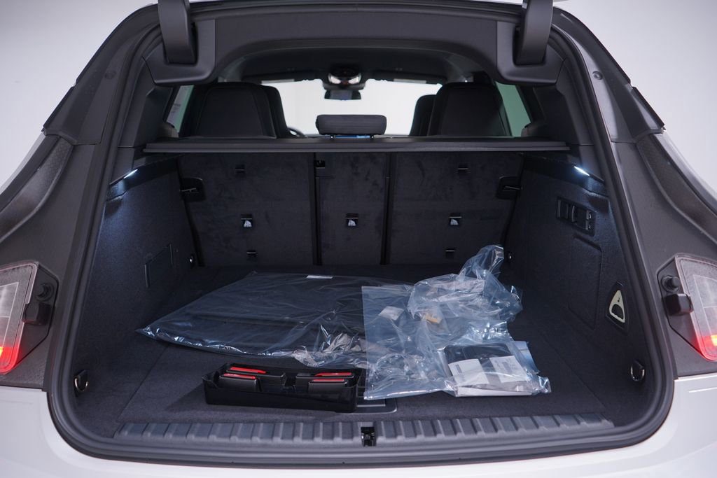 New 2026 BMW iX xDrive45 w/ M Sport Package image 15