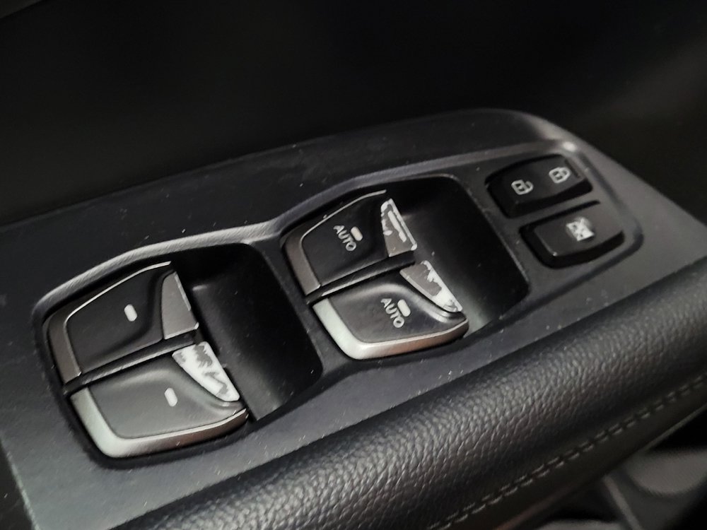 Used 2018 Hyundai Santa Fe Sport FWD image 27