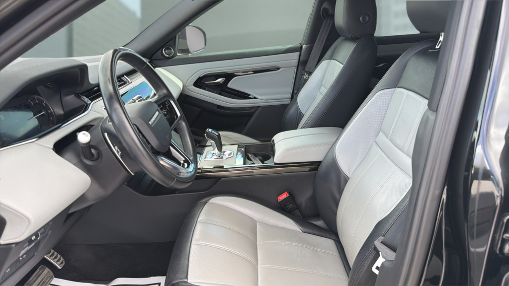 Used 2022 Land Rover Range Rover Evoque R-Dynamic S AWD/4WD image 18