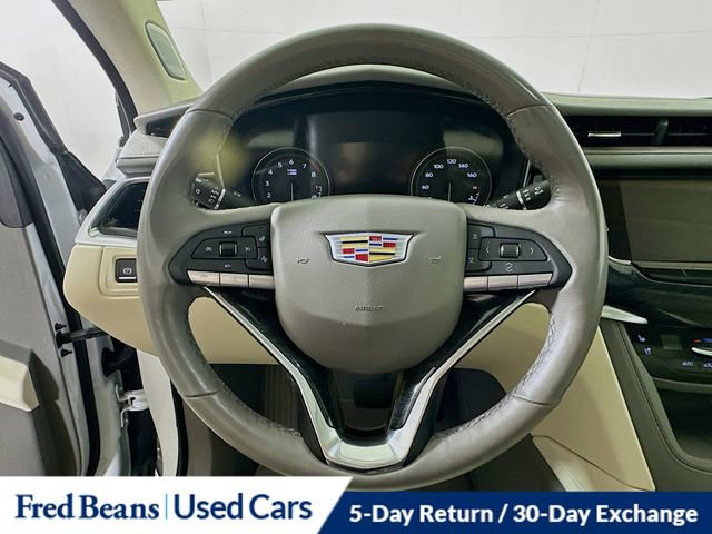 Used 2024 Cadillac XT6 Premium Luxury w/ Technology Package image 12