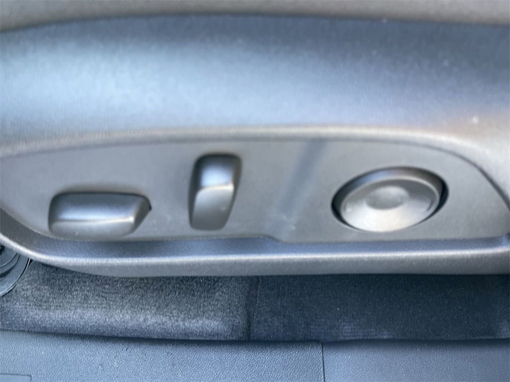 New 2026 Chevrolet Equinox LT w/ Convenience Package II image 12