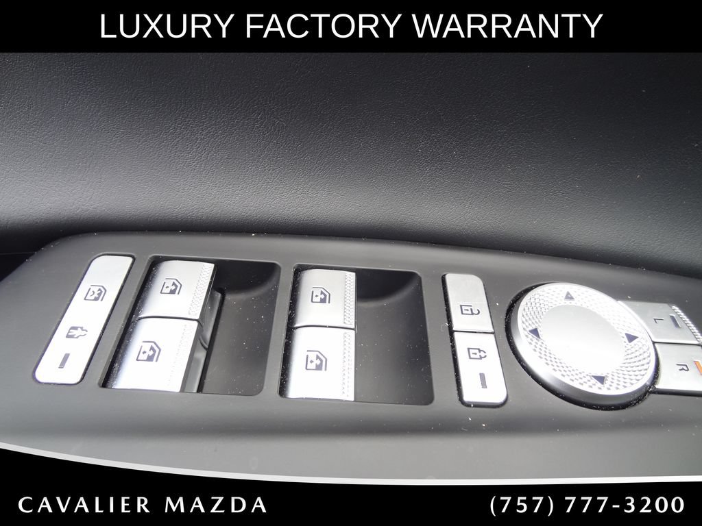 Used 2025 Genesis GV70 2.5T AWD/4WD image 20