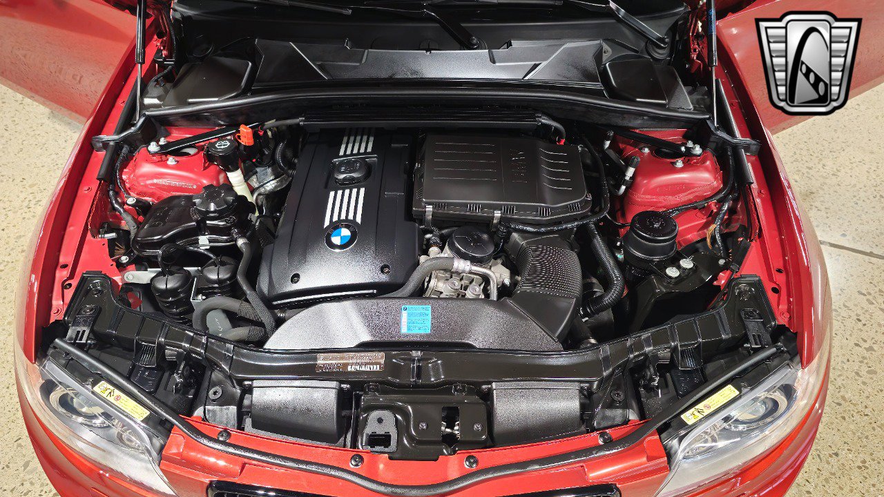 Used 2008 BMW 135i Coupe image 23