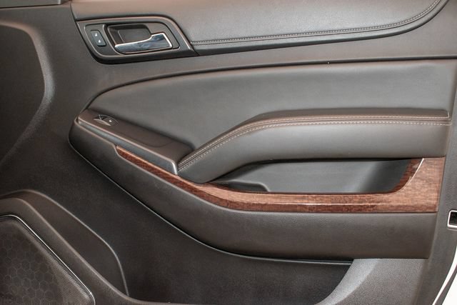 Used 2016 GMC Yukon SLT AWD/4WD image 11