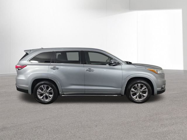 Used 2015 Toyota Highlander XLE FWD image 43