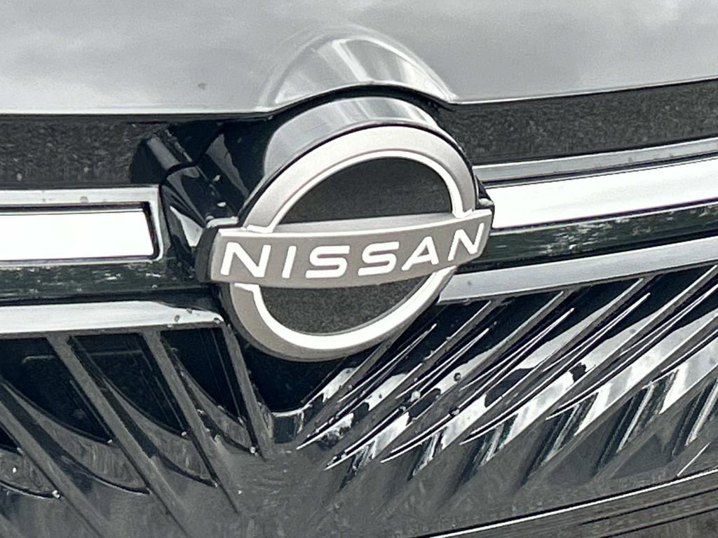 New 2026 Nissan Sentra SR w/ Floor Mat Package FWD image 11