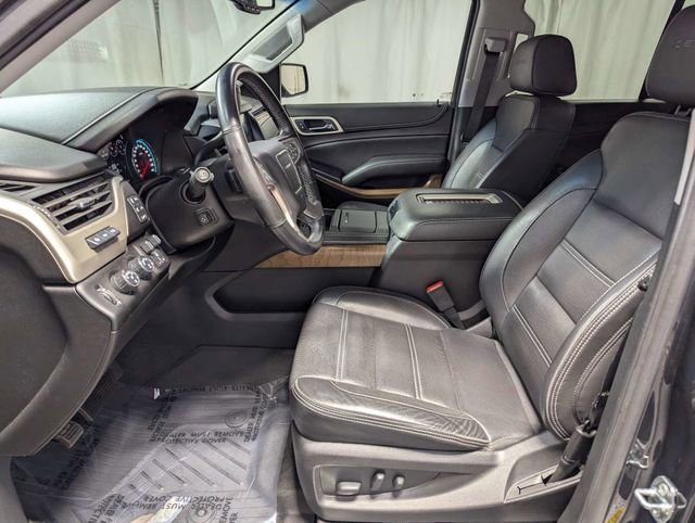 Used 2020 GMC Yukon Denali w/ Denali Ultimate Package AWD/4WD image 12