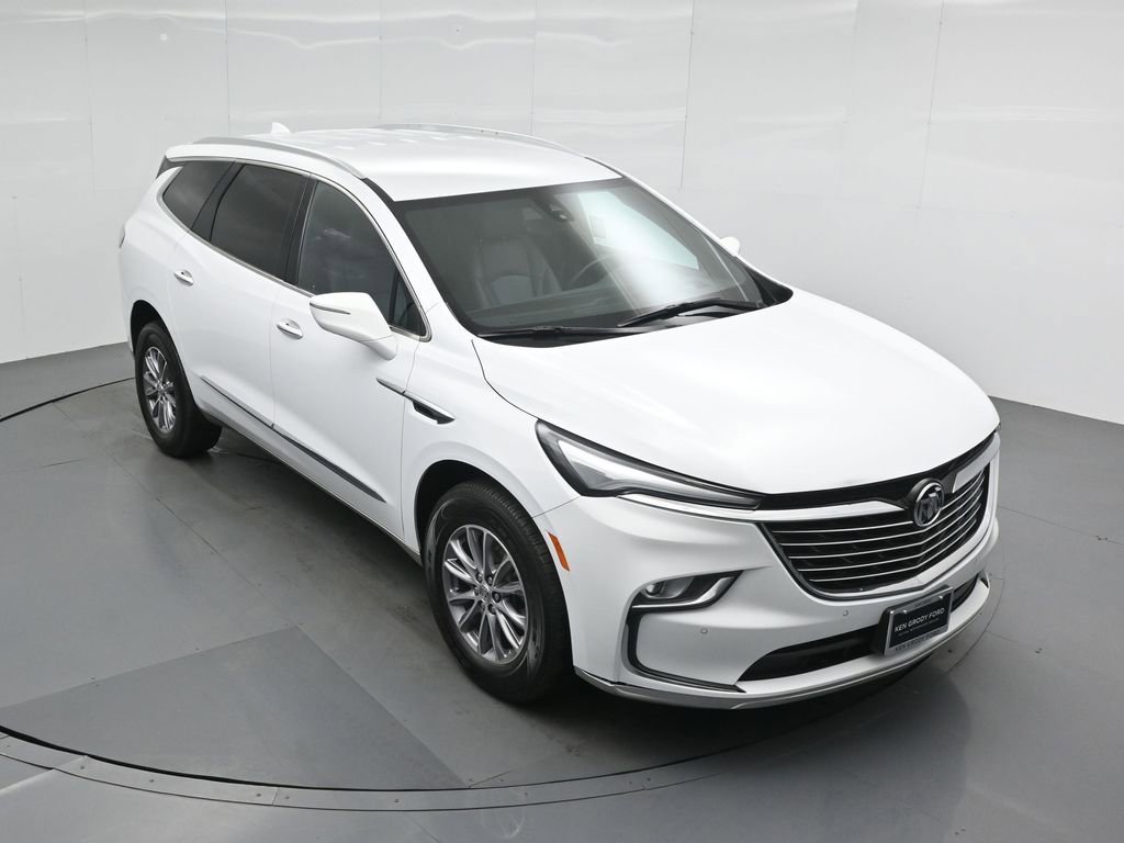 Used 2024 Buick Enclave Premium image 42