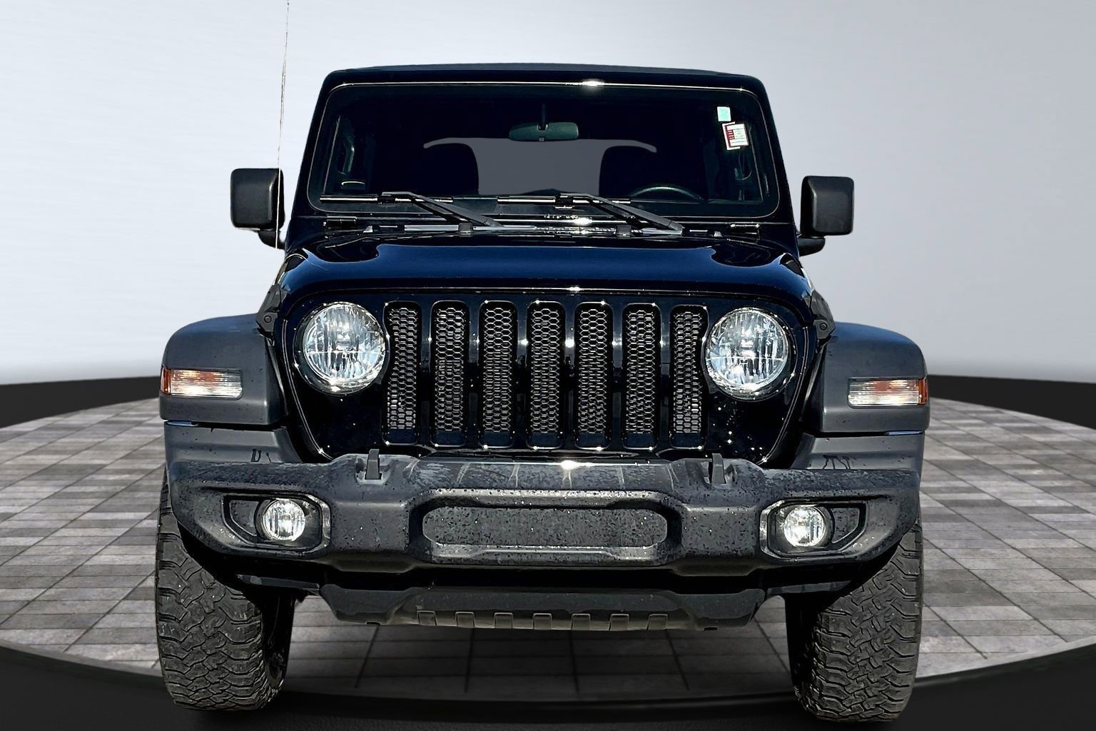 Used 2018 Jeep Wrangler Unlimited Sport S image 3