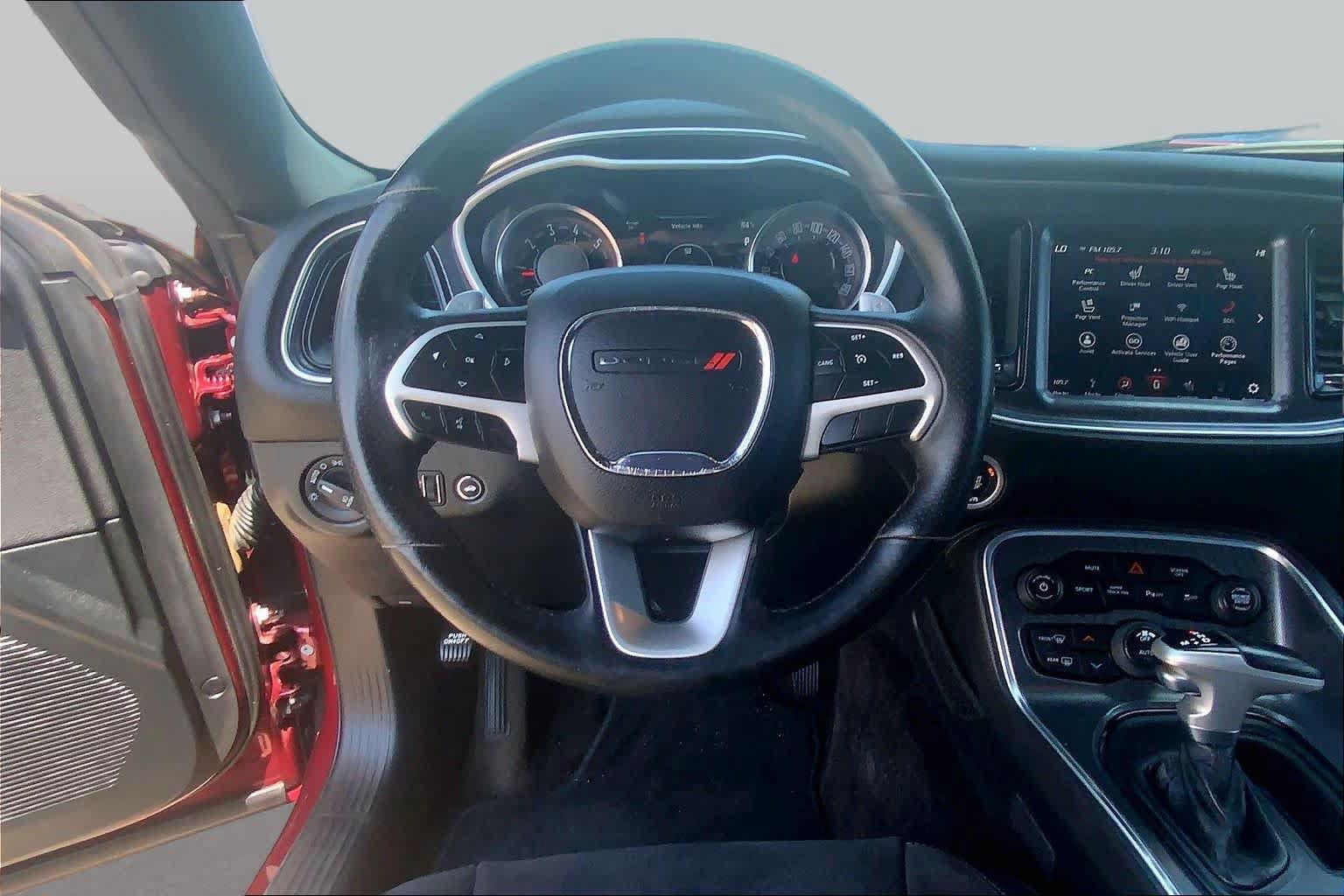Used 2018 Dodge Challenger R/T Scat Pack w/ Leather Interior Group RWD image 6