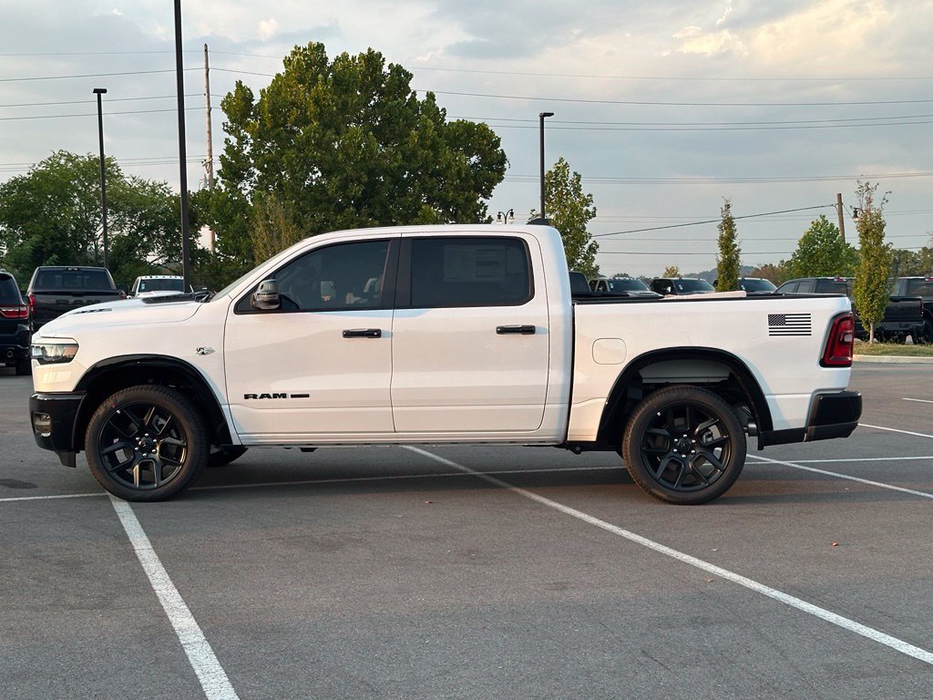 New 2026 RAM 1500 Laramie AWD/4WD image 4