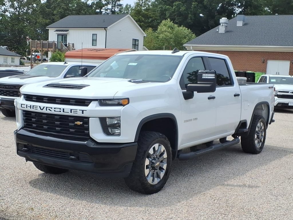 Used 2022 Chevrolet Silverado 2500 Custom w/ Custom Value Package AWD/4WD image 3