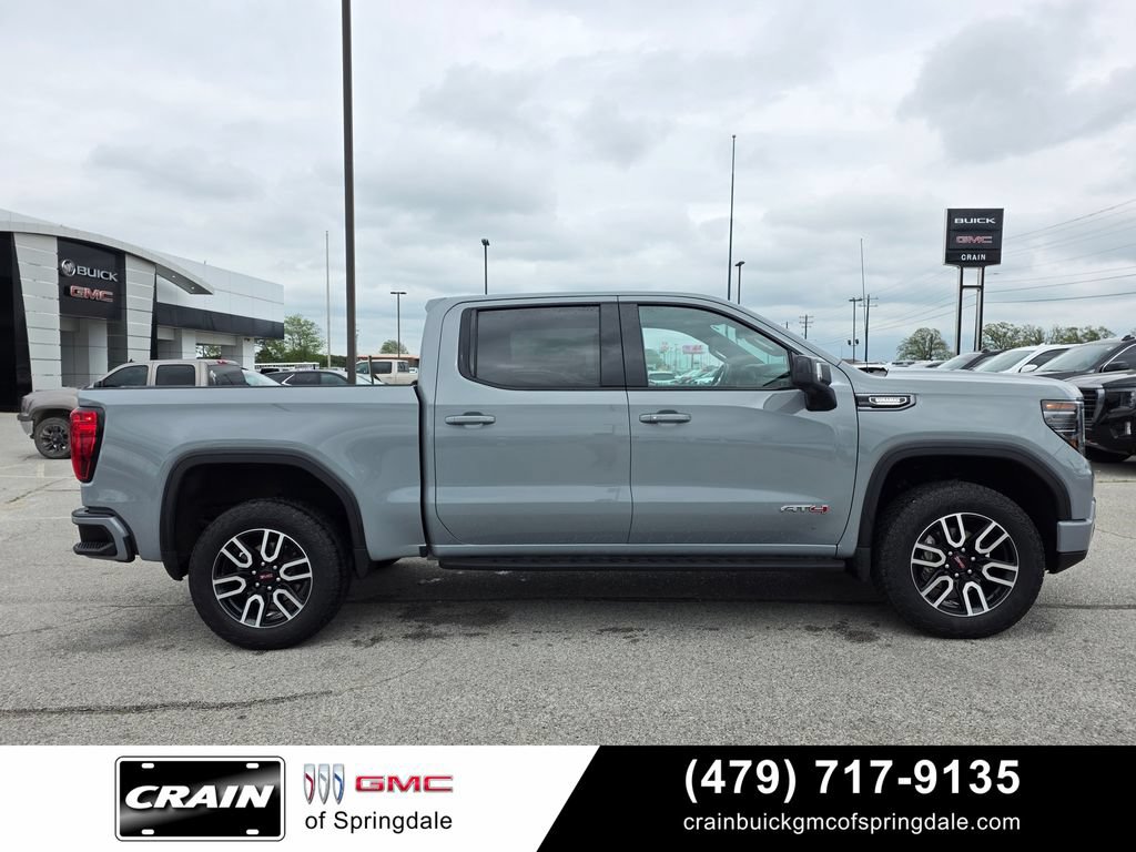 Used 2024 GMC Sierra 1500 AT4 w/ Technology Package AWD/4WD image 9