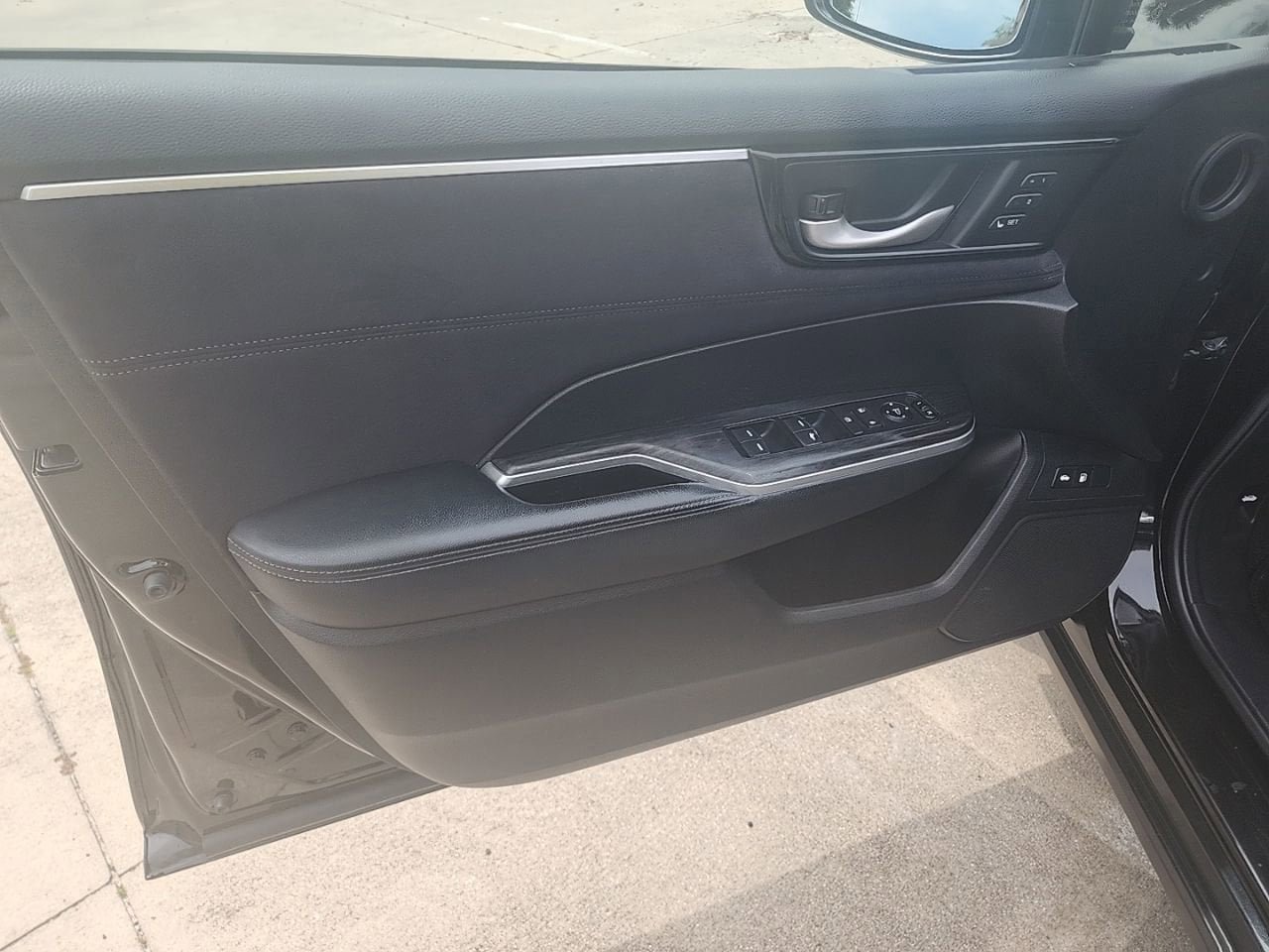 Used 2018 Honda Clarity Touring image 11