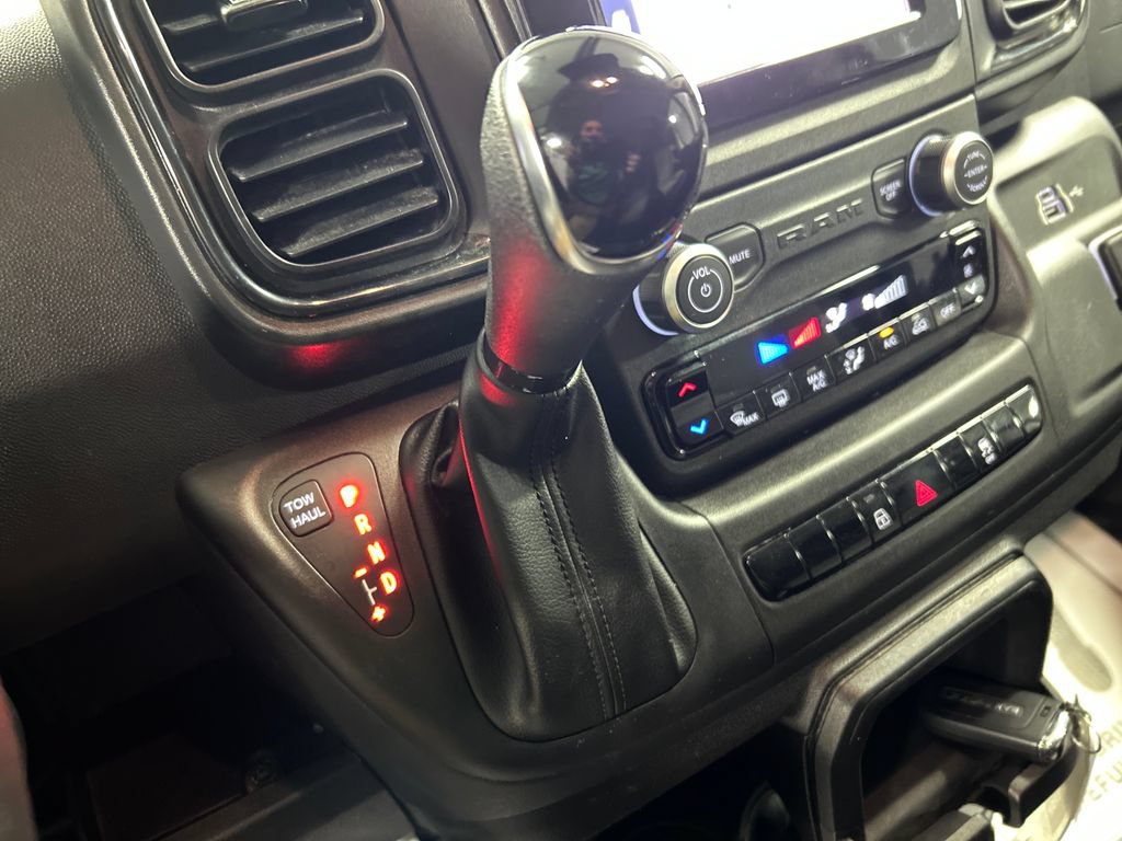 Used 2025 RAM ProMaster 2500 w/ Convenience Group FWD image 20