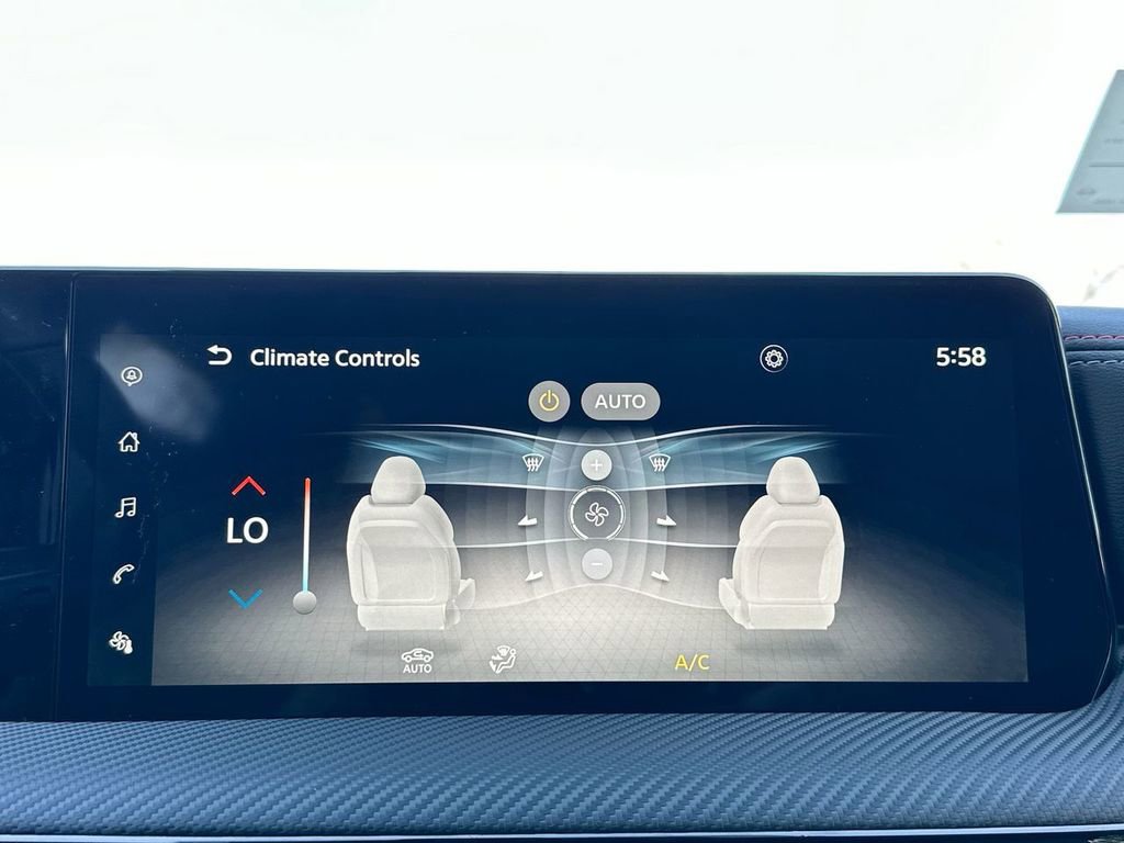 Certified 2025 Nissan Kicks SR image 29