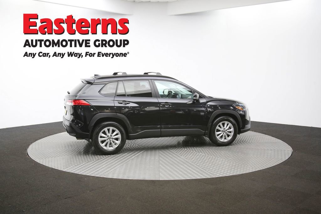 Used 2022 Toyota Corolla Cross LE image 40