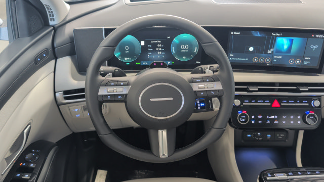 New 2026 Hyundai Tucson Limited AWD/4WD image 16