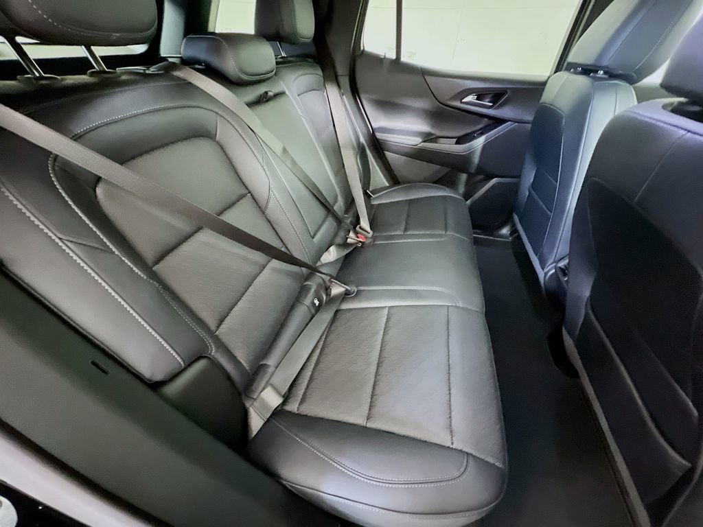 Used 2025 Chevrolet Equinox LT w/ Convenience Package II AWD/4WD image 23