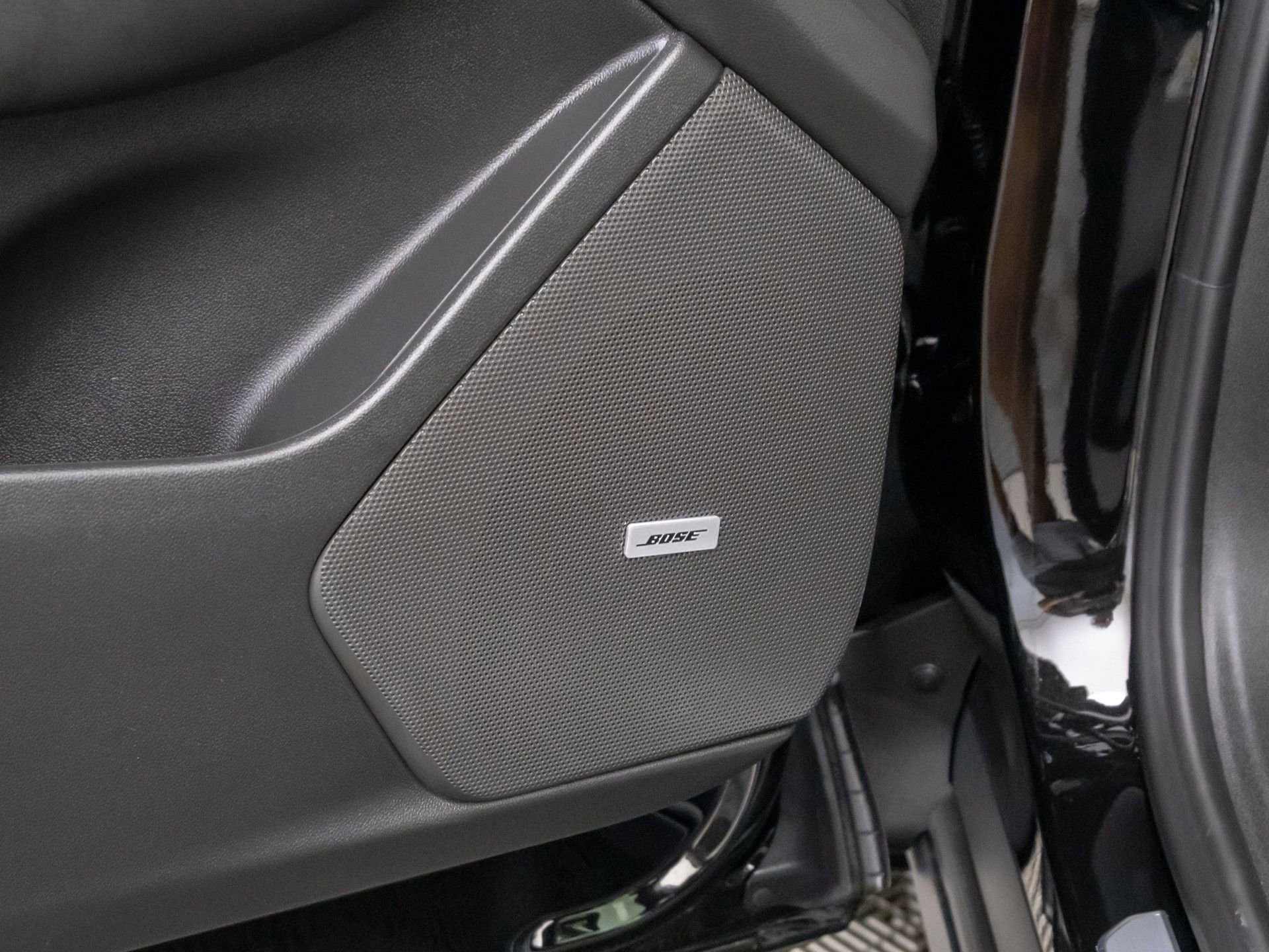 New 2025 Cadillac XT6 Premium Luxury image 14