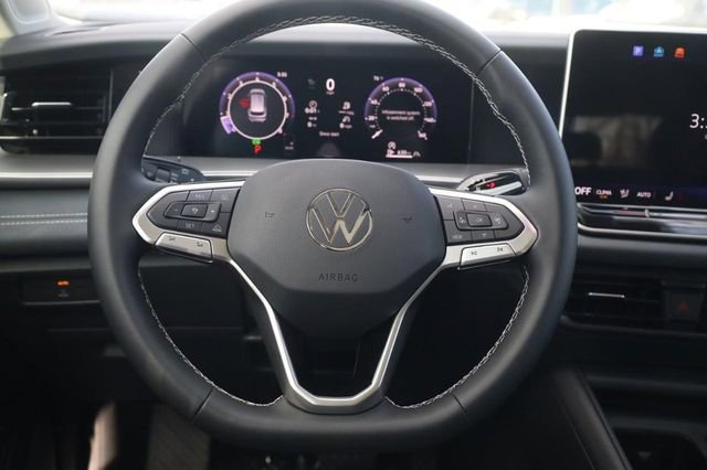 New 2026 Volkswagen Tiguan SE image 8