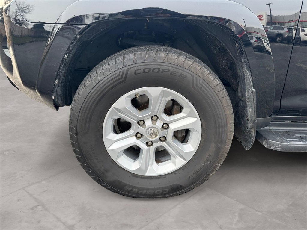 Used 2019 Toyota 4Runner SR5 image 14