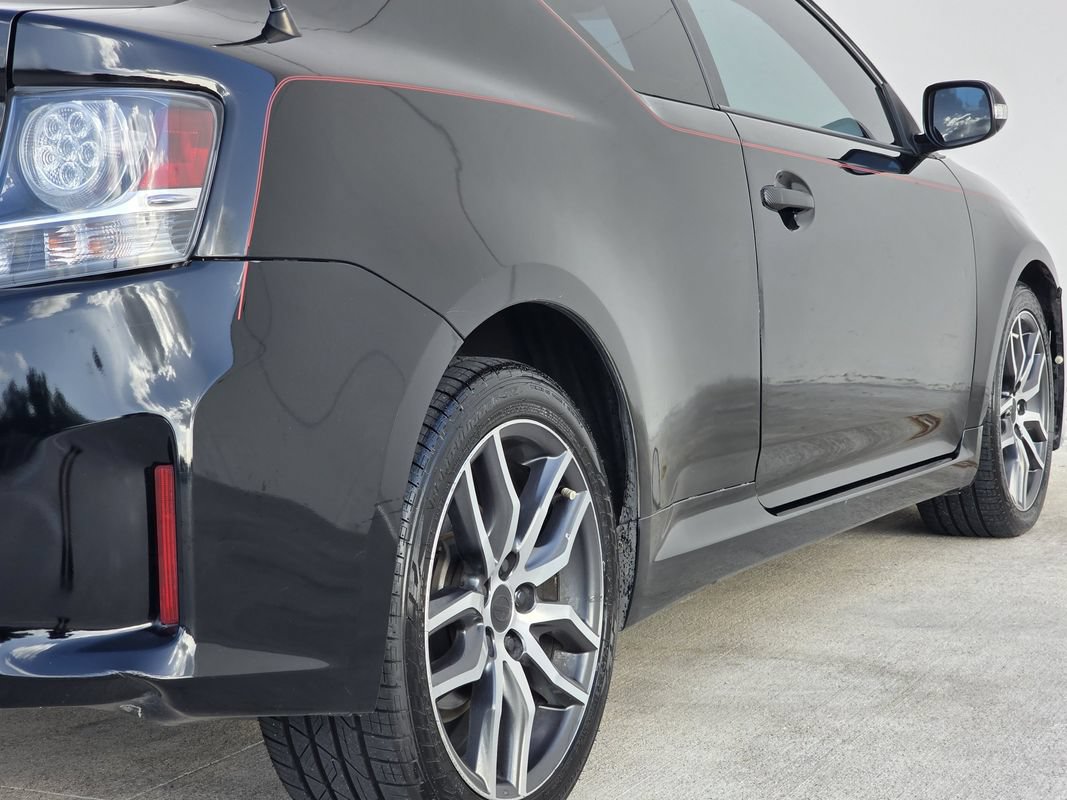 Used 2015 Scion tC FWD image 27