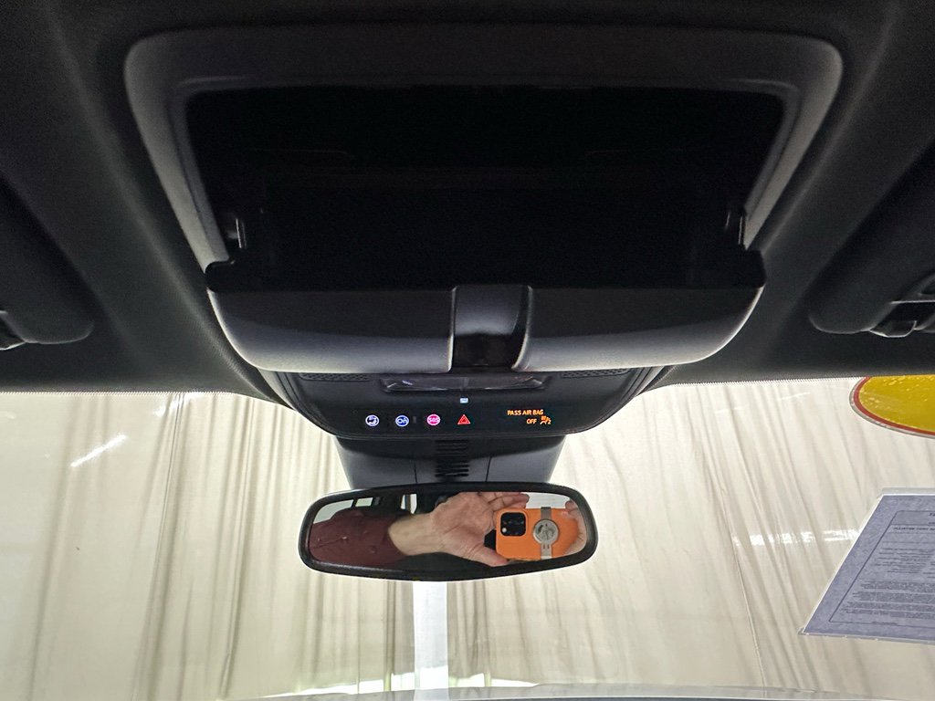 Used 2025 Buick Enclave Sport Touring image 36