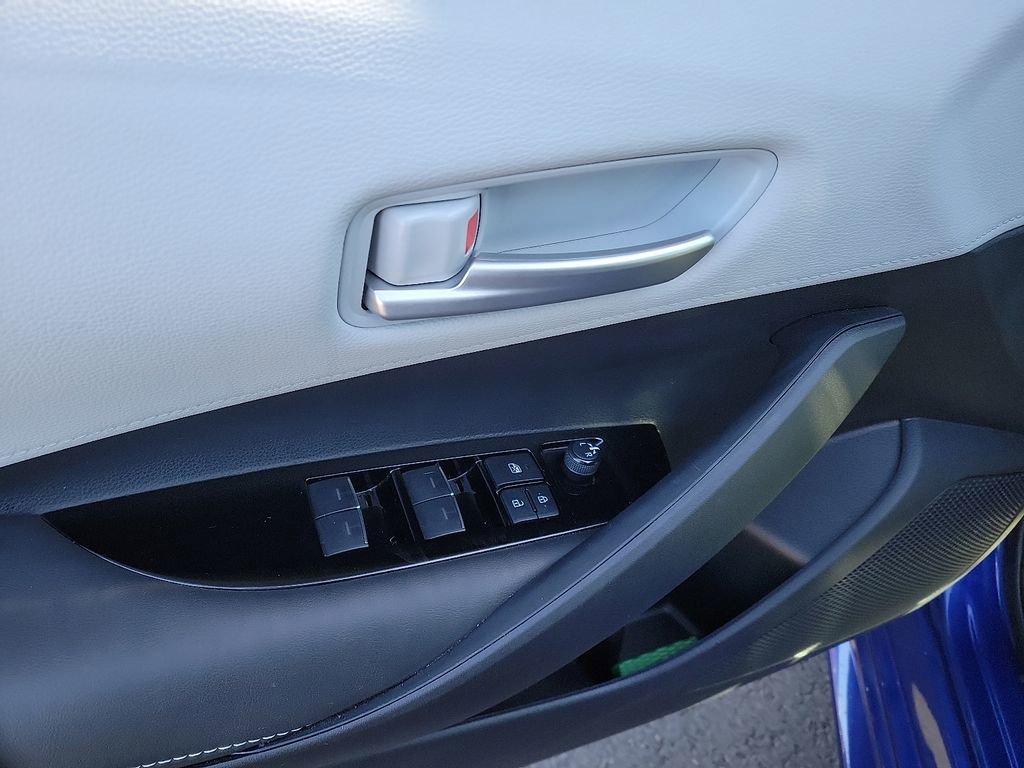 Used 2024 Toyota Corolla SE image 9