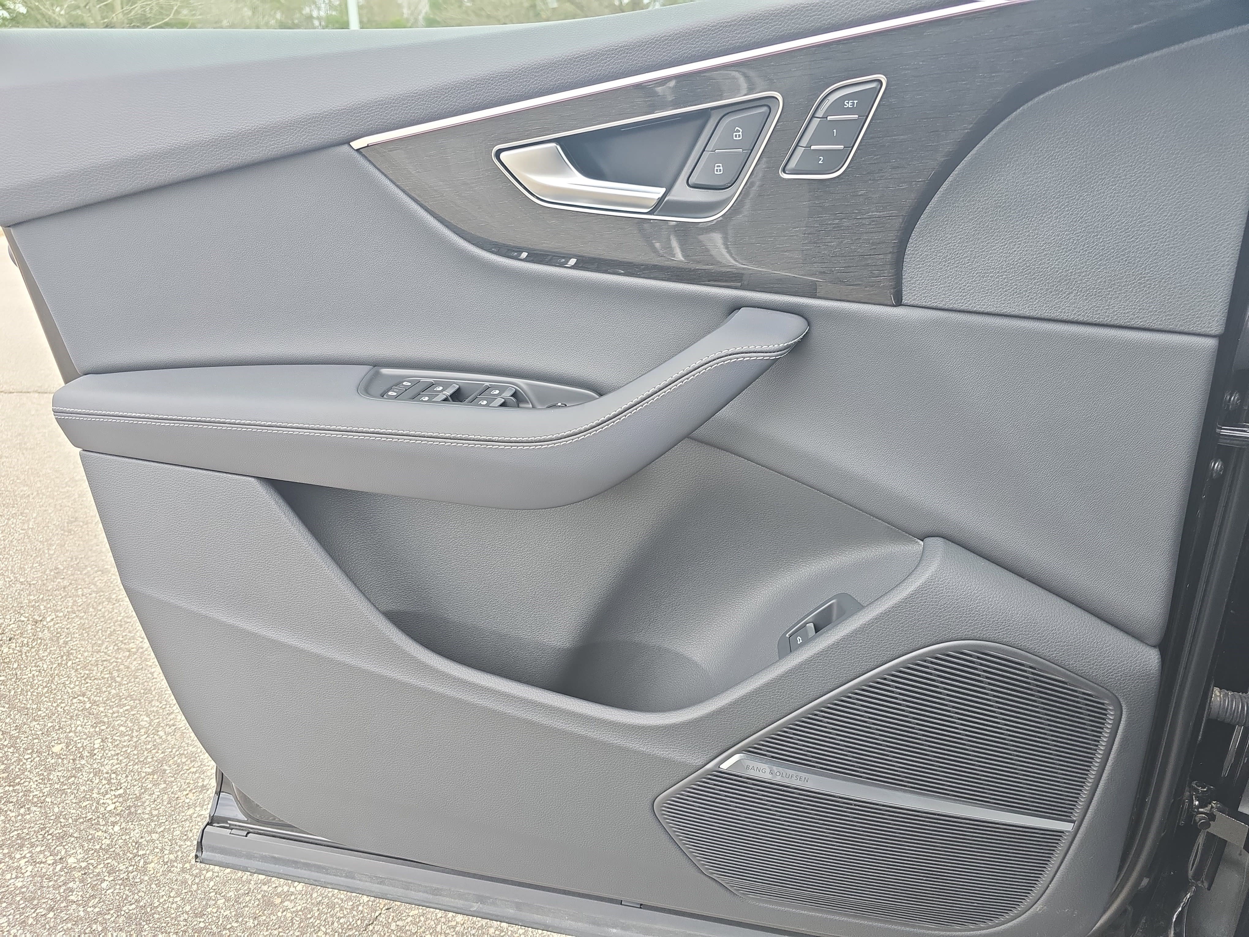 Used 2025 Audi Q7 3.0T Prestige w/ Prestige Package image 25