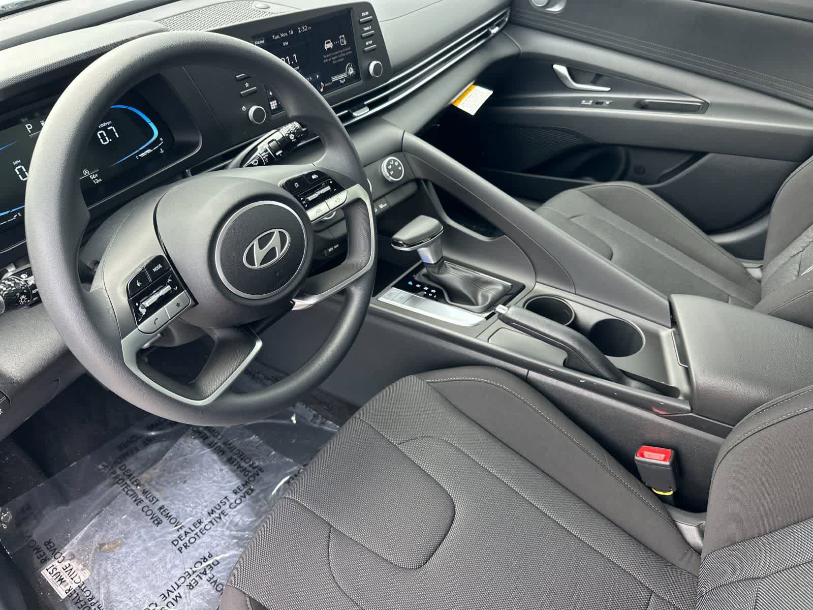 New 2026 Hyundai Elantra SE image 12