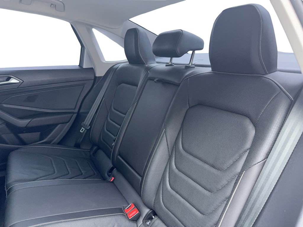Used 2024 Volkswagen Jetta SEL FWD image 40