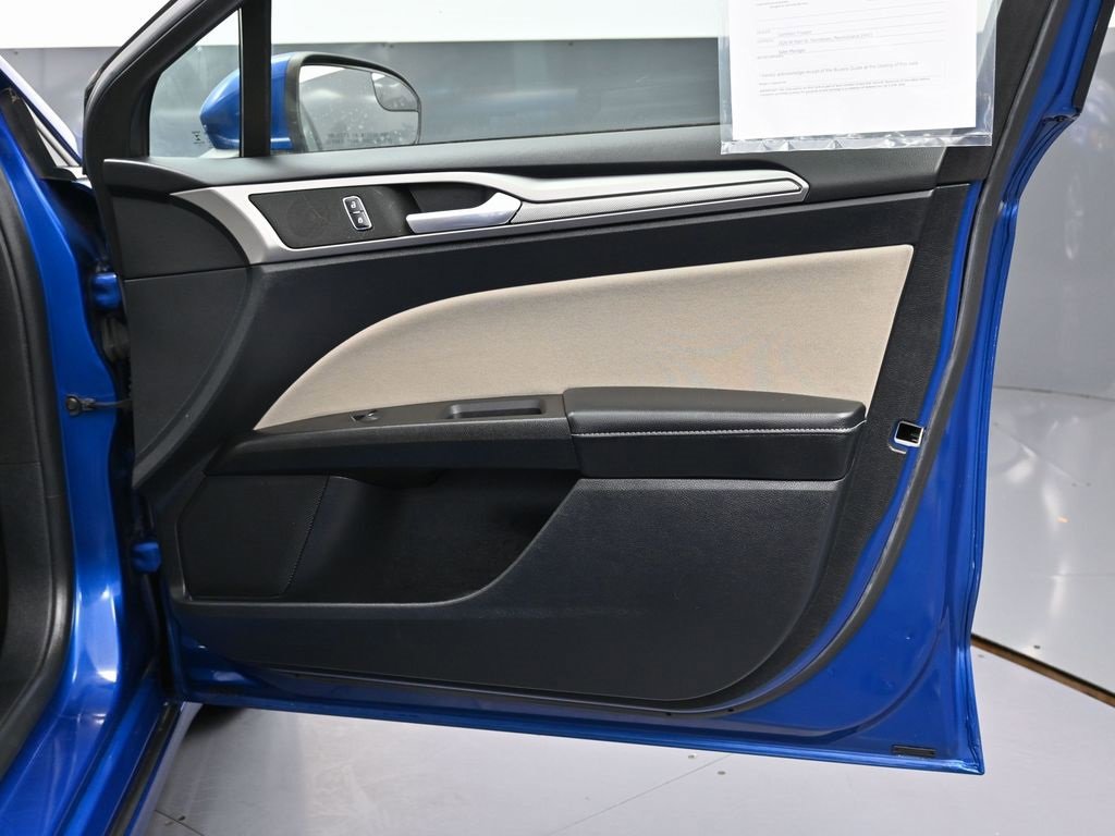 Used 2018 Ford Fusion S image 32
