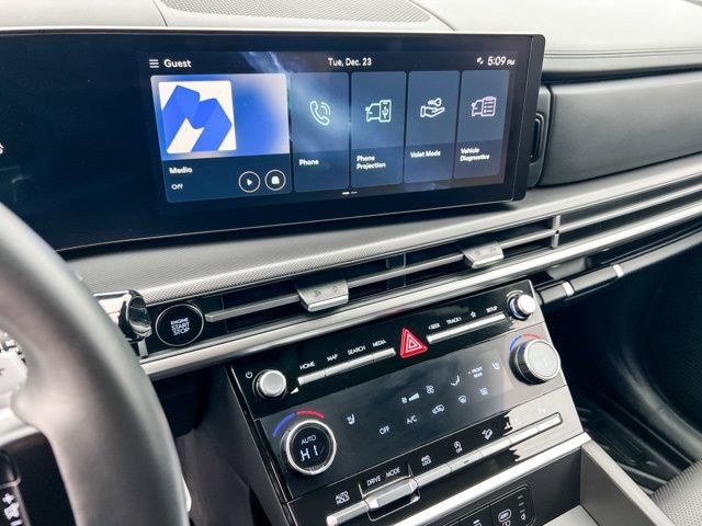 Certified 2024 Hyundai Santa Fe SEL image 17