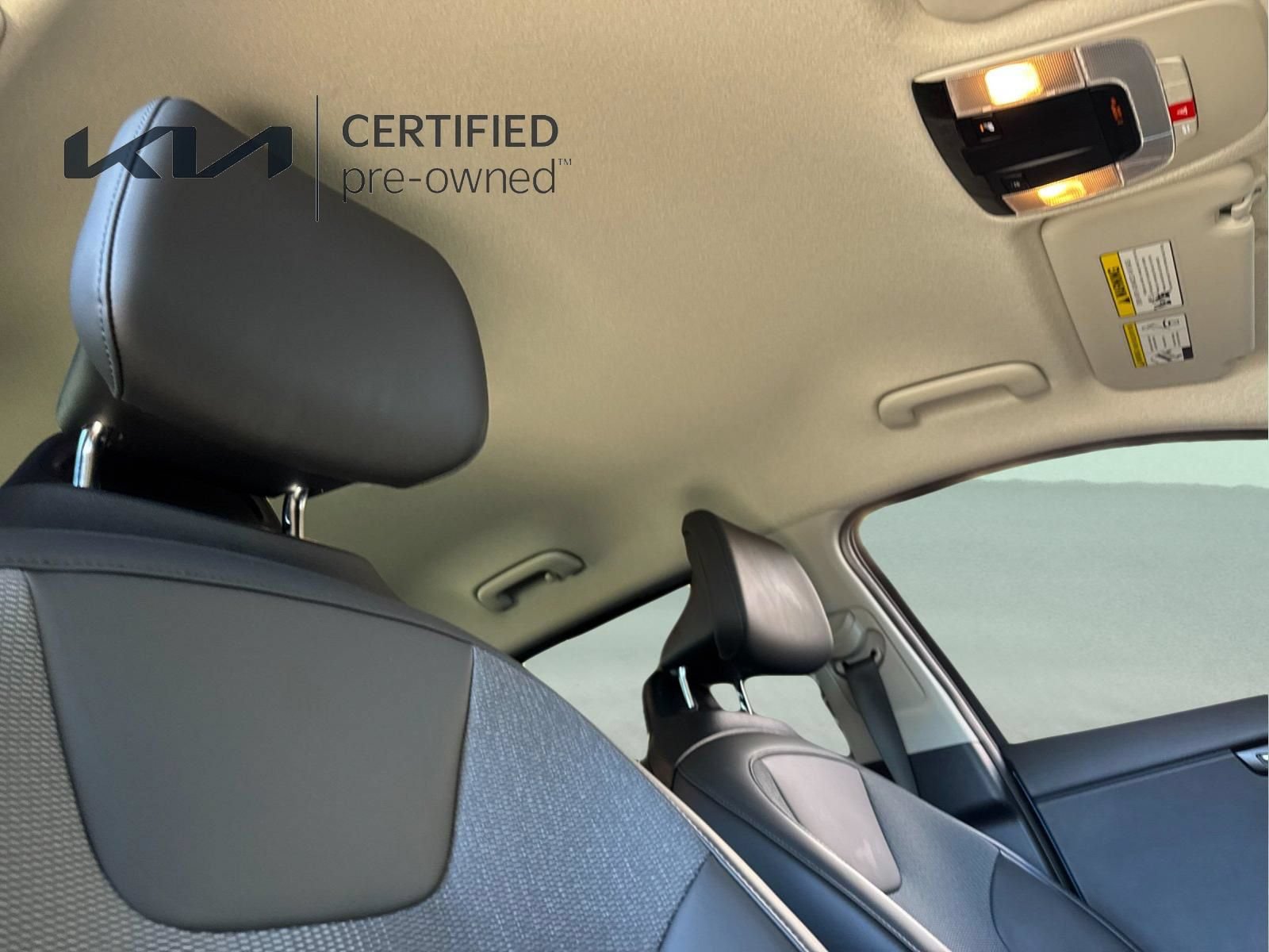 Certified 2024 Kia Niro Wind FWD image 17
