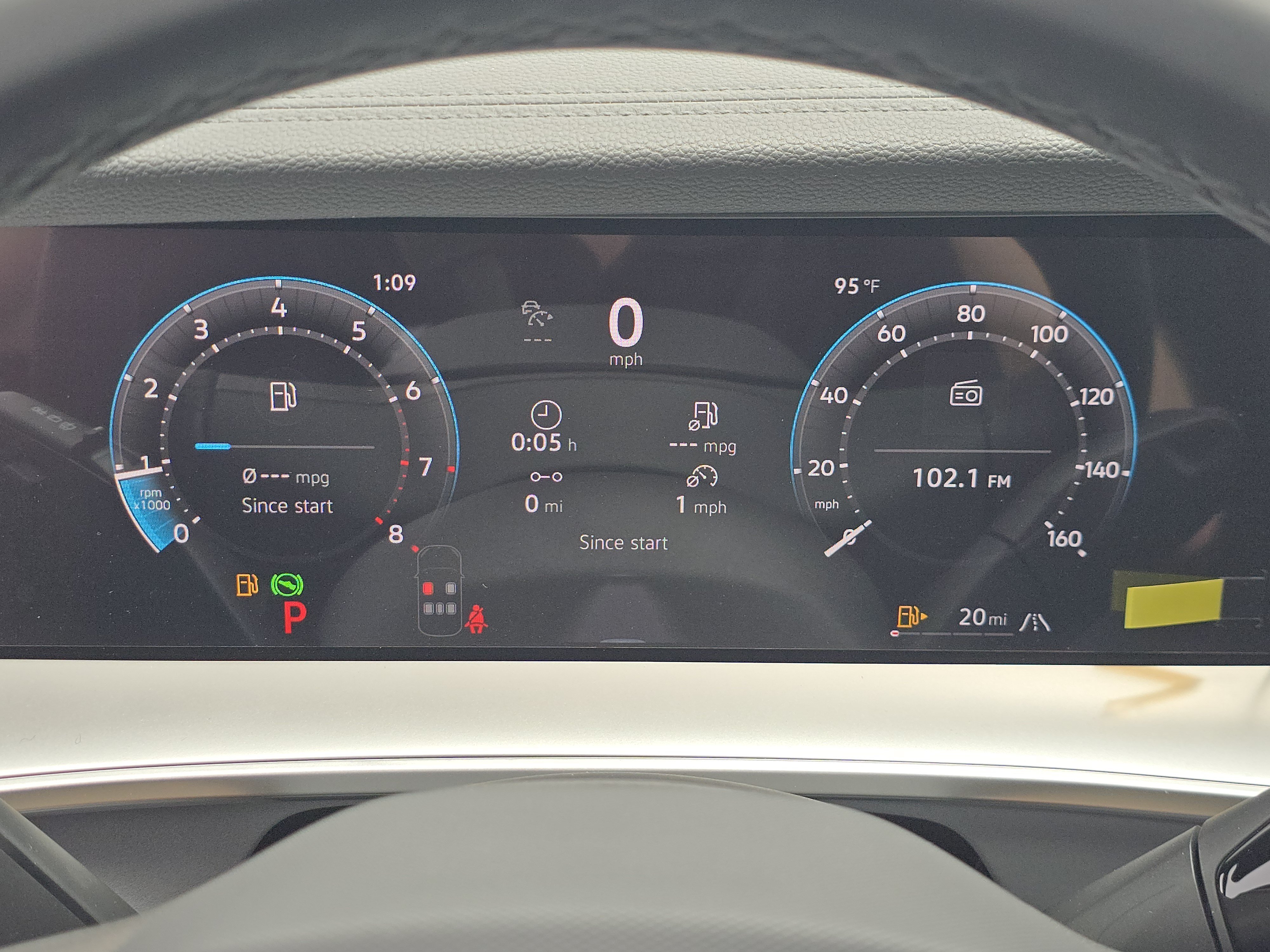 New 2026 Volkswagen Tiguan SE R-Line AWD/4WD image 23