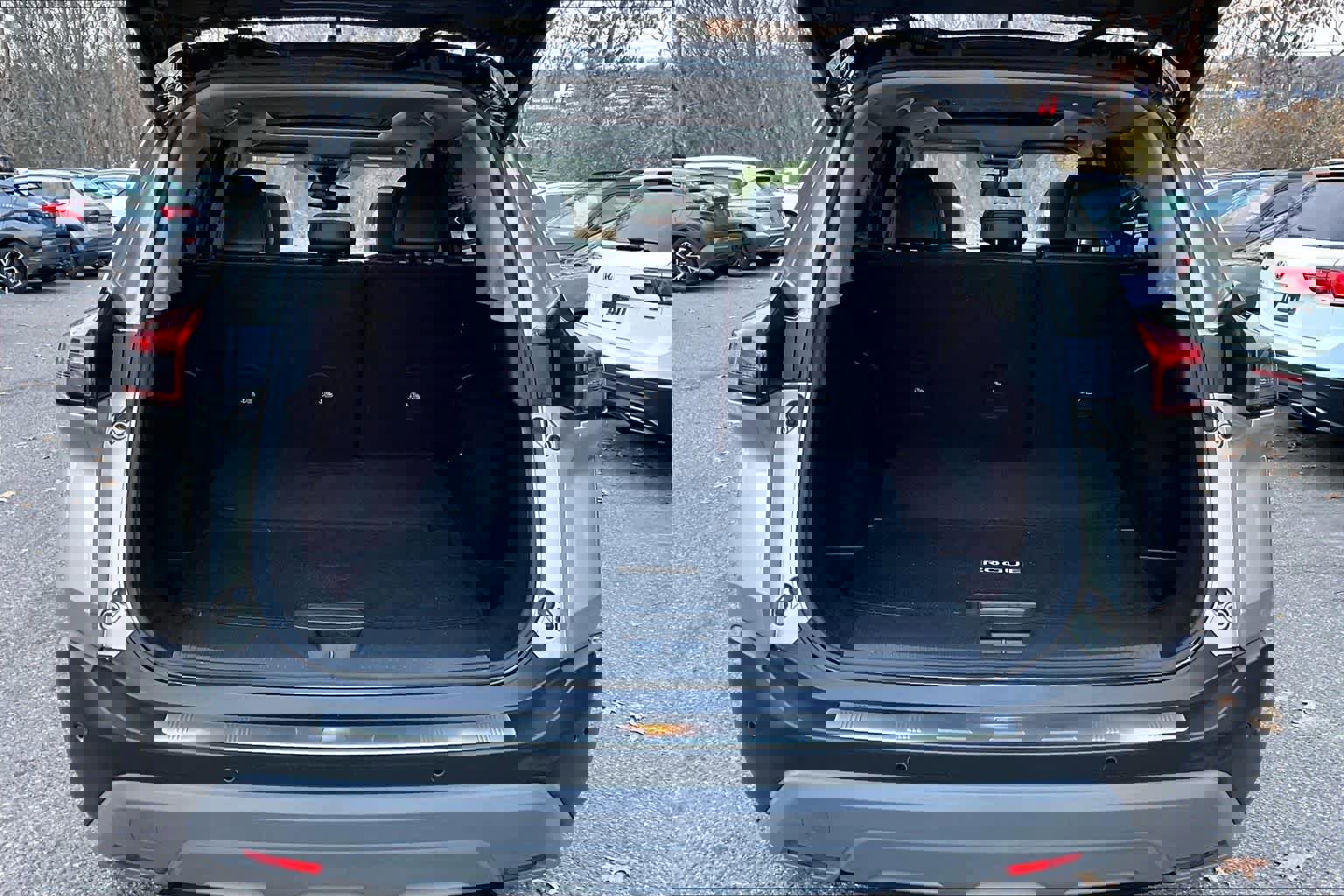 Used 2021 Nissan Rogue SL image 30