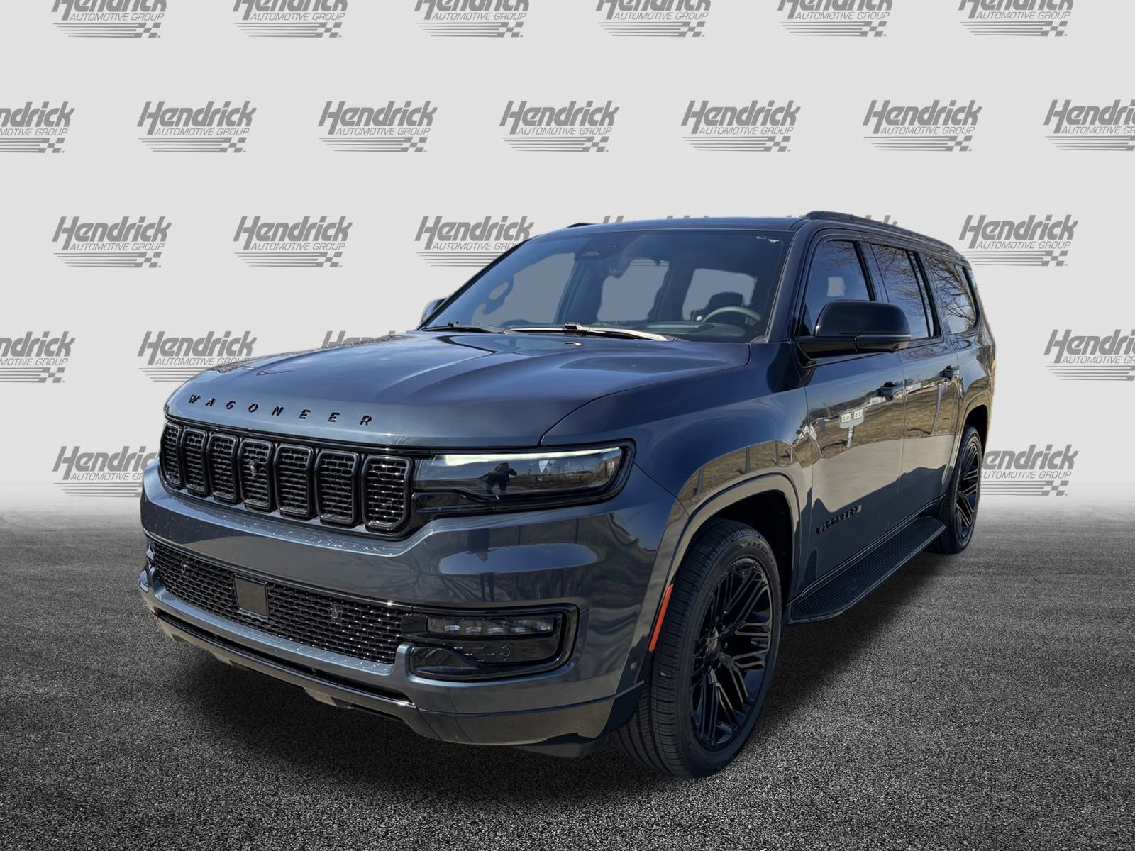 Used 2024 Jeep Wagoneer L Series II w/ Convenience Group I image 5