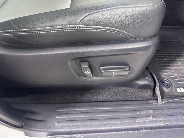 Used 2020 Toyota 4Runner SR5 Premium w/ Moonroof Package image 11
