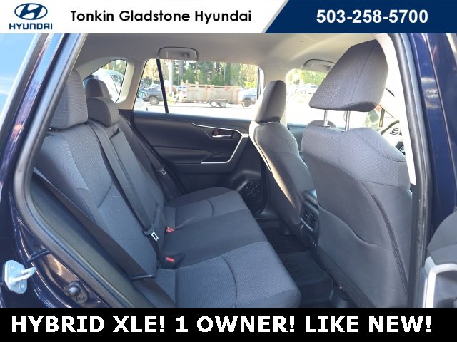 Used 2020 Toyota RAV4 XLE image 24