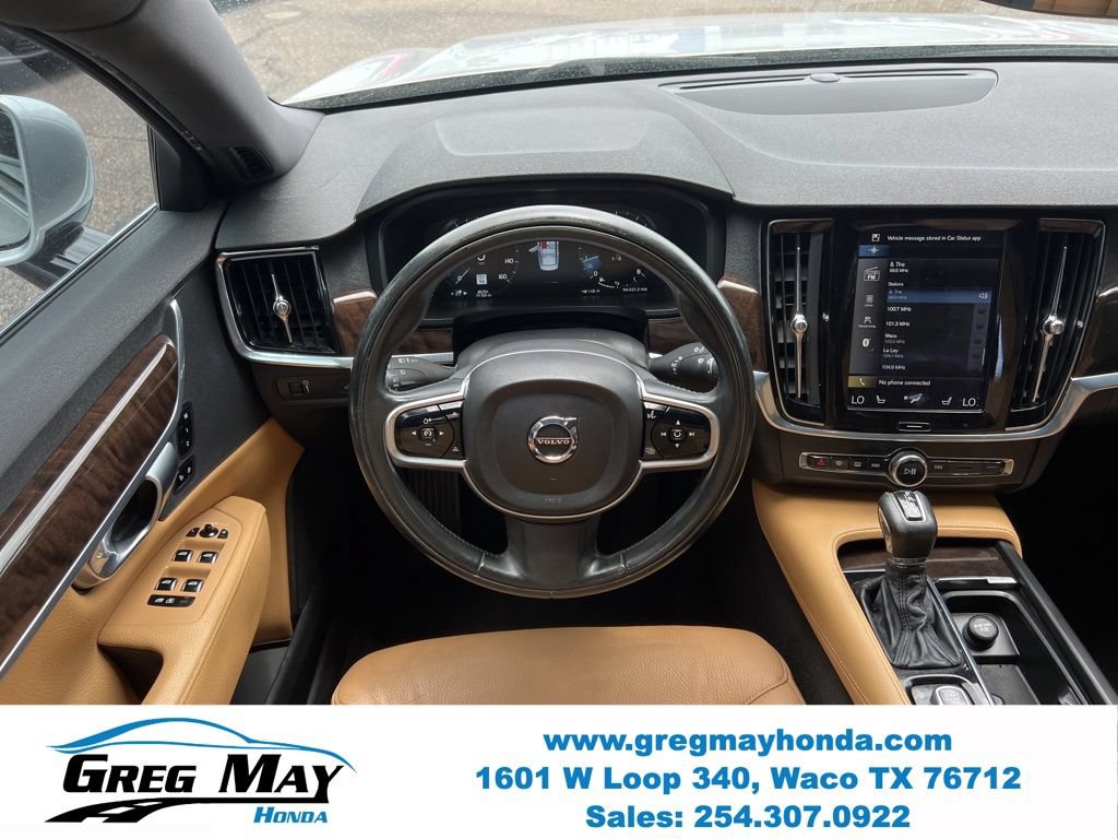 Used 2018 Volvo S90 T5 Momentum w/ Convenience Package FWD image 20