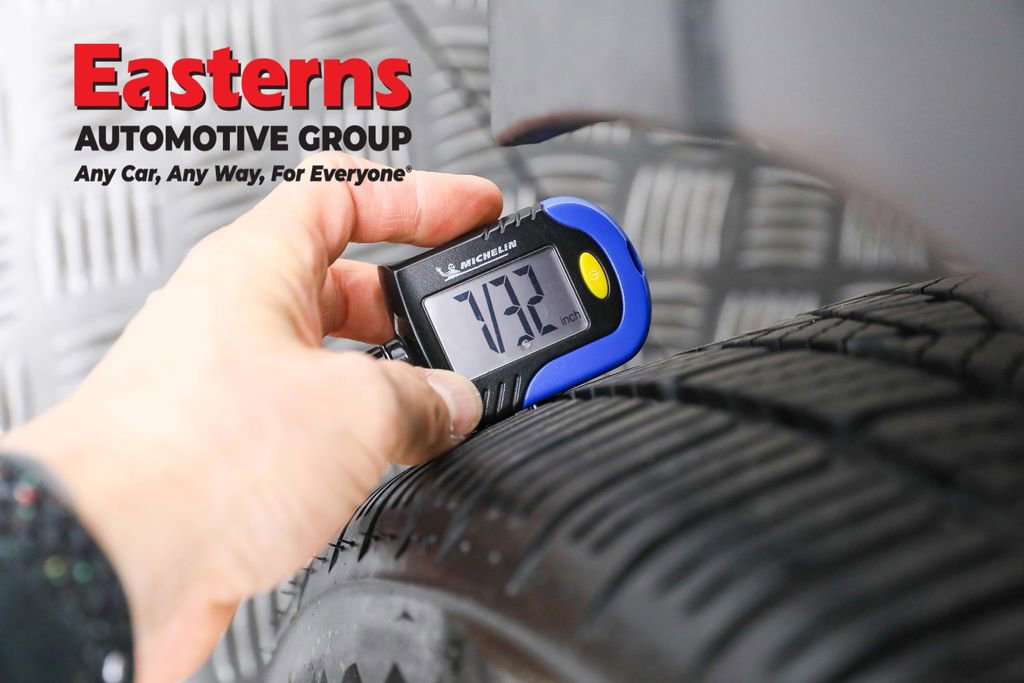 Used 2021 Toyota C-HR XLE image 29