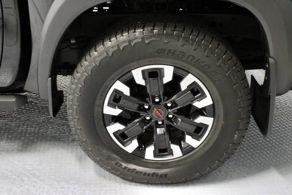 Certified 2023 Nissan Frontier PRO-4X w/ Pro Convenience Package AWD/4WD image 19