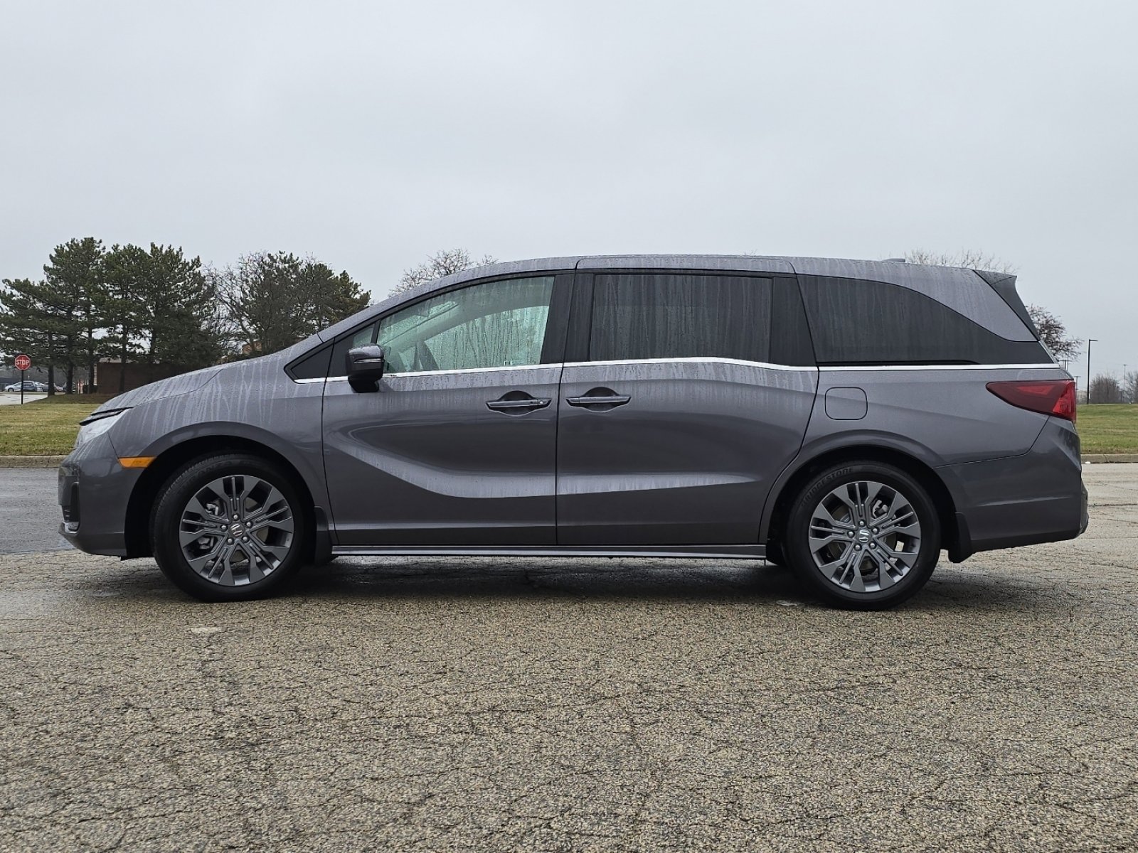 New 2026 Honda Odyssey Touring image 14